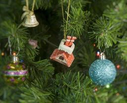 Домик с ногами Санта Клауса 410-3