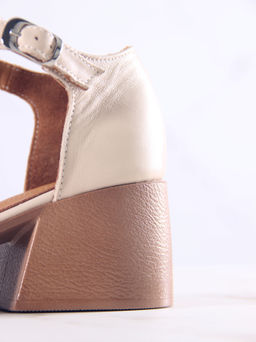 Босоножки 5032.23663be.Бежевый+коричневый