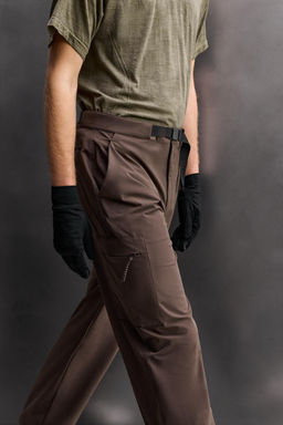 TECHNICAL CARGO TREKKING TROUSERS - Zara фото 16