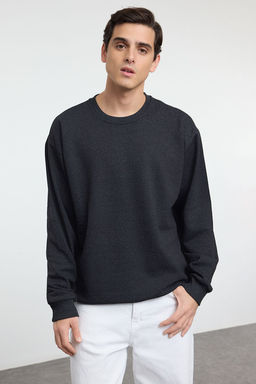 TRENDYOL MAN Un?sex Antrasit Oversize/Genis Kesim Smiley Orijinal Lisansl? S?rt Bask?l? Sweatshirt TMNAW25SW00132 - Trendyolmilla фото 2