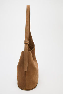ASYMMETRIC SOFT SPLIT SUEDE BUCKET BAG - Zara фото 6
