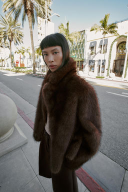 REVERSIBLE DOUBLE-FACED FAUX FUR JACKET - Zara фото 22