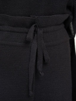 Брюки женские 5242-5069. 990 черный