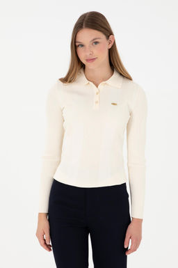 Женский кремовый свитер Неожиданная скидка в корзине