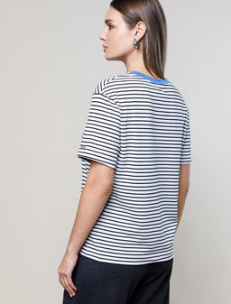 Футболка из эластичного хлопка с принтом-нашивкой - Vilatte фото 4