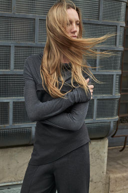 DRAPED T-SHIRT WITH LYOCELL - Zara фото 4