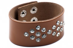 Браслет со стразами PY0422 св.коричневый