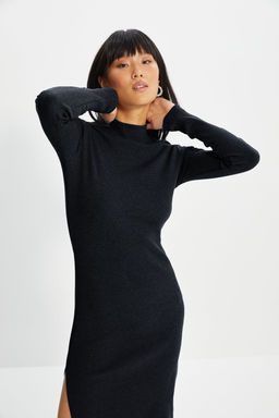 TRENDYOLMILLA Siyah Vucuda Oturan Y?rtmacl? Bisiklet Yaka Midi Fitilli Esnek Orme Kalem Elbise TWOAW21EL0135 фото 3