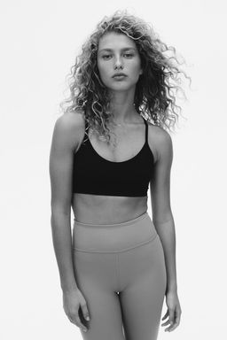 Sujetador de deporte en DryMove Light Support