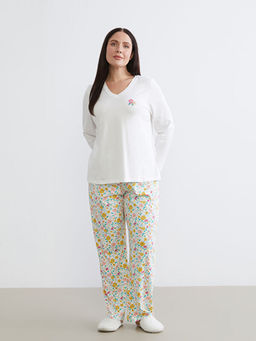 B?y?k Beden ?i?ekli Kad?n Pijama Tak?m?