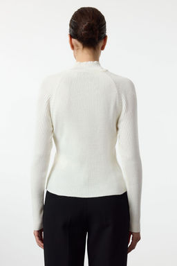 Ekru Dugme Dik Yaka Detayl? Ince Fitted/Vucudu Saran Triko Kazak TWOAW25KZ00069 - Trendyolmilla фото 5