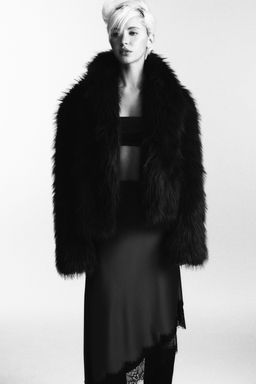 SHORT FAUX FUR COAT - Zara фото 12