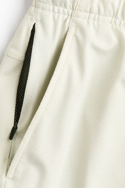 Pantal?n corto de deporte con DryMove - H&m фото 10