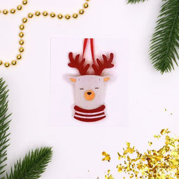 Набор для творчества. Создай ёлочное украшение из фетра «Олень в шарфике»