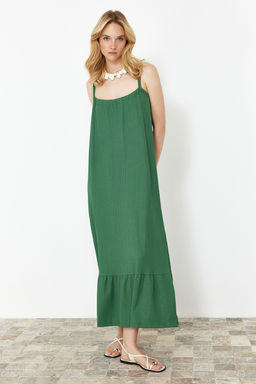 TRENDYOLMILLA Siyah S?rt Detayl? Ask?l? Burumcuk/Dokulu Maxi Orme Elbise TWOSS24EL00259