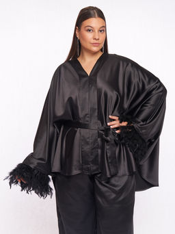 Блузка атласная с перьями TBL73637BLK01 - Артесса фото 2