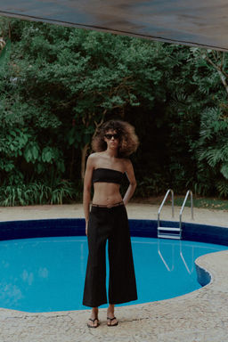 PANTAL?N CULOTTE CON LINO CINTUR?N TRENZADO / Negro