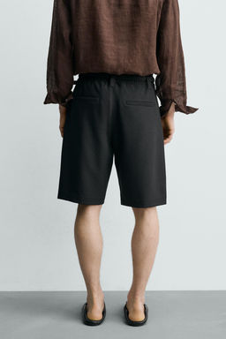 BERMUDA RELAXED FIT PLIEGUES LATERALES / Negro - Zara фото 3