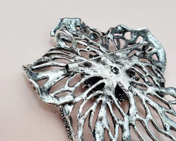 Брошь Цветок