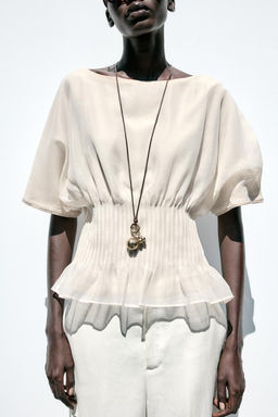 KNIT TOP WITH ORGANZA