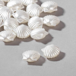 Бусины пластиковые «Жемчуг» ракушки, набор 50 шт., 1.3×1.1×0.5 см, цвет белый