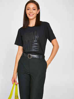 Чёрная футболка с принтом