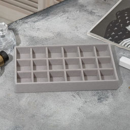 Подставка для украшений QF18 ячеек, флок, 21?12.3?2.5 см, серая