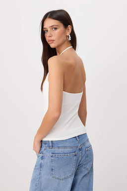 Ekru Duz Fitted Halter Yaka Ince Ask?l? Kolsuz Pamuklu Esnek Orme Atlet TWOSS26AL00067 - Trendyolmilla фото 4