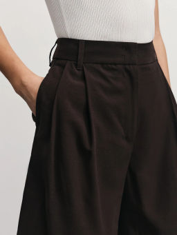 Шорты из вискозы с разрезом / Zarina  фото 6