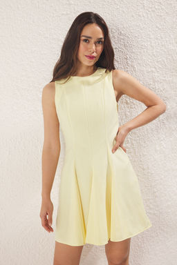 TRENDYOLMILLA Lacivert Cizgili Etegi Belden Ac?lan Bisiklet Yaka Mini Poliviskon Dokuma Elbise TWOAW25EL00244  фото 30