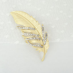 Брошь Перо / 2042 /уп 36/ - Галеонтрейд фото 2