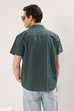 TRENDYOL MAN Koyu Yesil Oversize Fit Apaj Yaka K?sa Kol Keten Gorunumlu %100 Pamuklu Yazl?k Gomlek TMNSS25GO00018 - Trendyolmilla фото 4