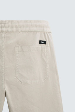 BERMUDA TWILL RELAXED FIT / Tostado