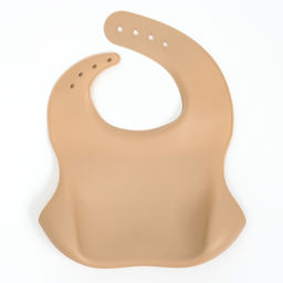 Нагрудник для кормления детский M&B, силиконовый, 23×4×29, бежевый