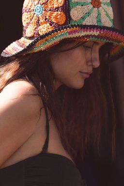 GORRO BUCKET FLORES / Multicolor