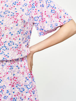 Платье мини из вискозы цветочки на лаванде 152493