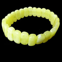 Браслет из искуственного янтаря Лимолнный