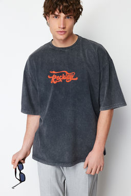 TRENDYOL MAN Indigo Oversize/Genis Kesim Eskitme Soluk Efektli %100 Pamuklu T-Shirt TMNSS24TS00120 - Trendyolmilla фото 4