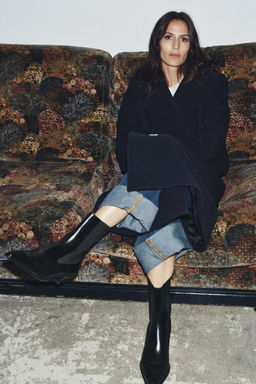 LIMITED EDITION LEATHER KITTEN HEEL ANKLE BOOTS