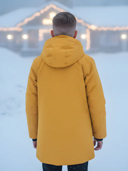 Парка зимняя подростковая для мальчика с капюшоном желтого цвета 9533J