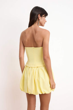 Ac?k Sar? Balon Etek Detayl? Dokuma Mini Elbise TPRSS26EL00038