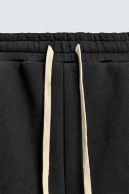 PANTAL?N JOGGER T?CNICO PLIEGUES / Negro - Zara фото 9