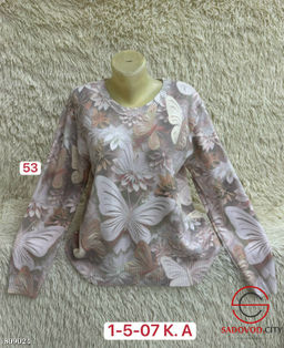 Свитер женский с принтом