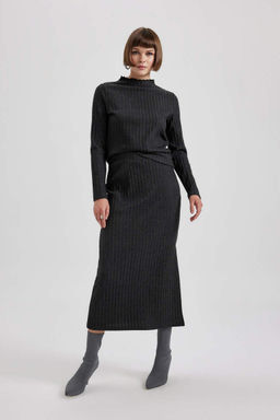 Облегающая футболка с полуводолазкой в рубчик и длинными рукавами - Defacto фото 3