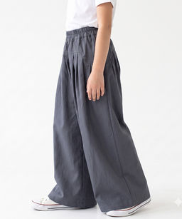 Брюки для девочки с кокеткой 33-77231 темно-серый