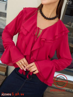 Блузка женская с рюшами