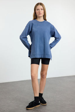 TRENDYOLMILLA Ekru Oversize/Genis Kal?p Y?rtmac Detayl? Kal?n Ici Polarl? Orme Sweatshirt TWOAW23SW00195