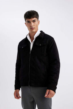 Приталенная куртка с рубашечным воротником Замшевое пальто