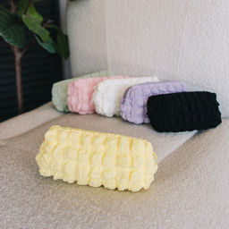 Косметичка на молнии женская, с подкладом, желтая