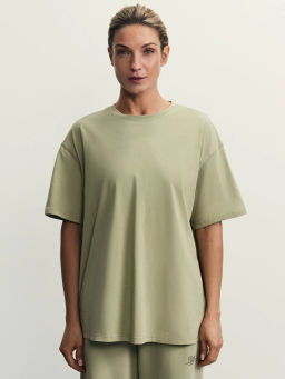 Базовая футболка оверсайз из хлопка / Zarina  фото 3